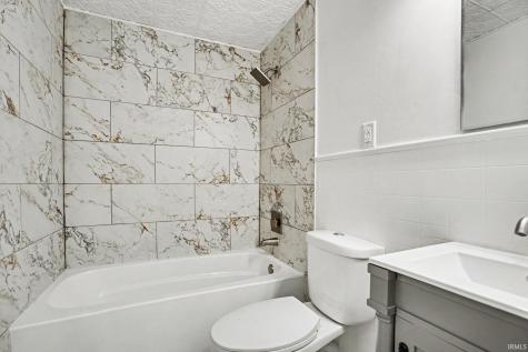 3117 Sunnymede Avenue South Bend IN 46615