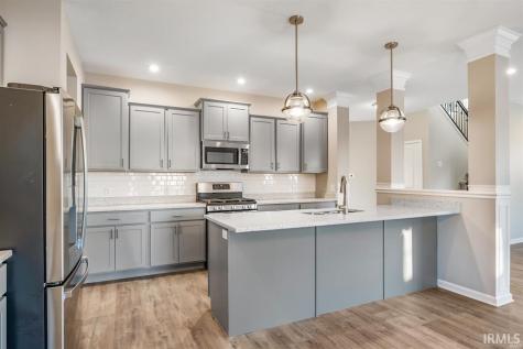 11711 Whistling Trail Fort Wayne IN 46818