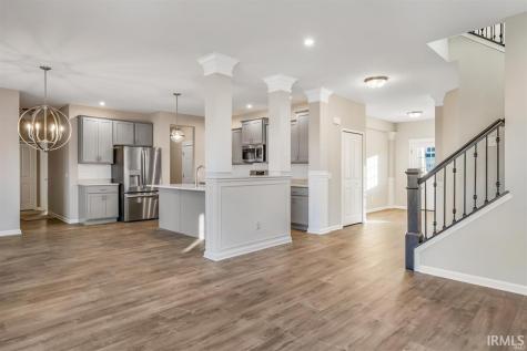 11711 Whistling Trail Fort Wayne IN 46818