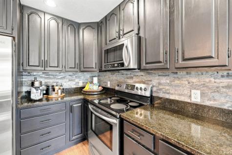 2938 E 250 N Road Bluffton IN 46714