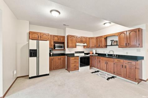 2938 E 250 N Road Bluffton IN 46714