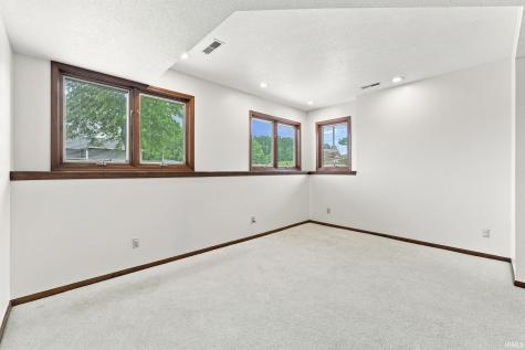 2938 E 250 N Road Bluffton IN 46714