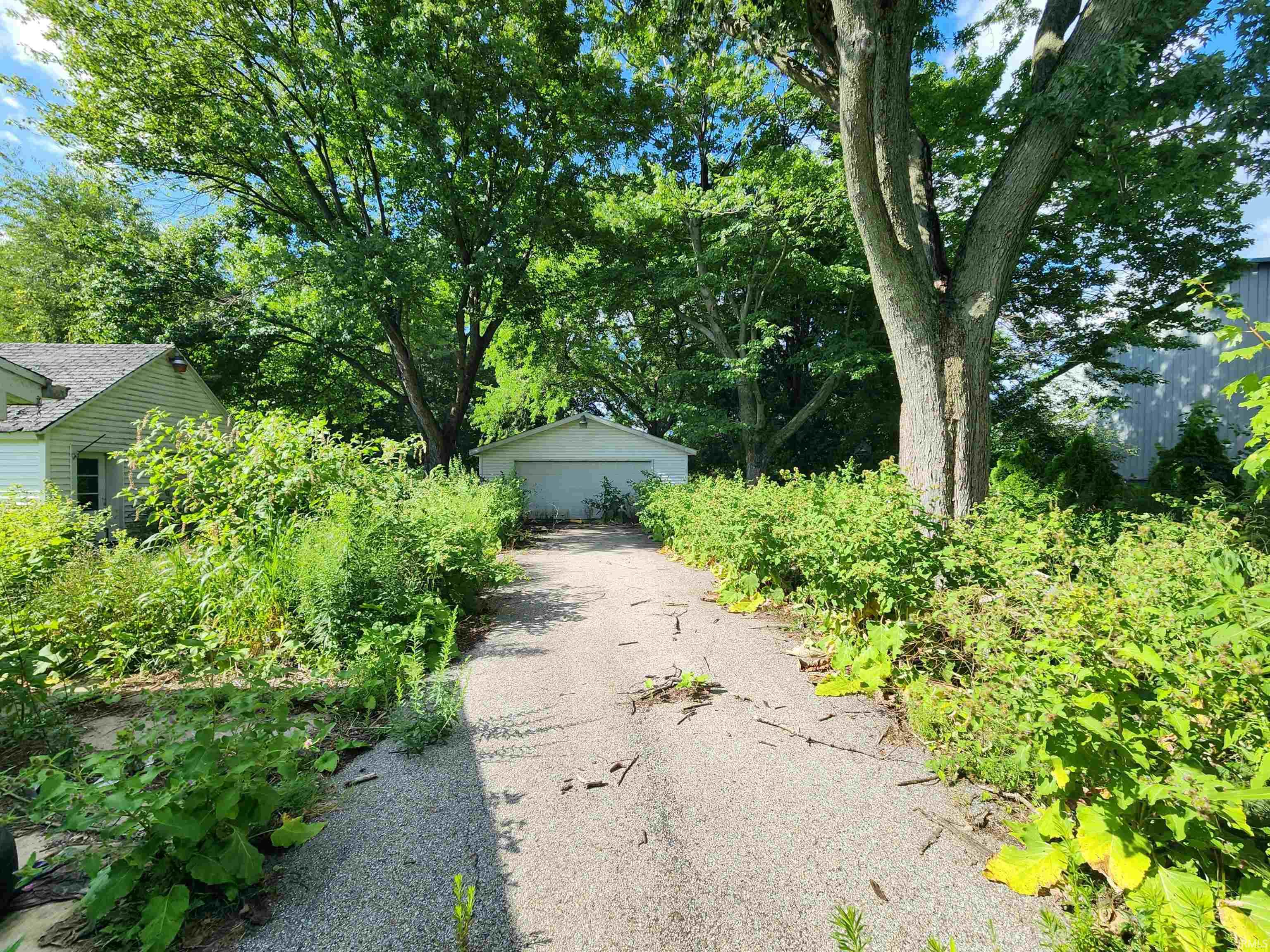 20995 Osborne Road Lakeville IN 46536