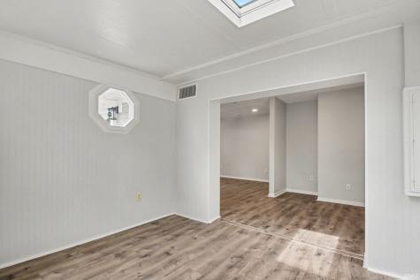 52776 Shellbark Avenue South Bend IN 46628