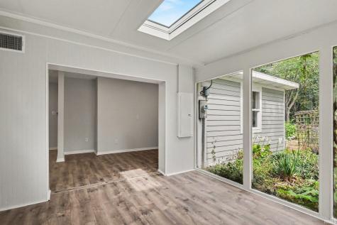 52776 Shellbark Avenue South Bend IN 46628