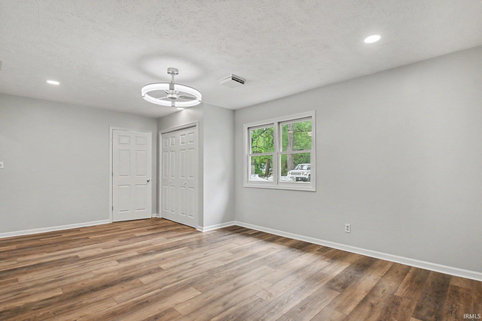 52776 Shellbark Avenue South Bend IN 46628