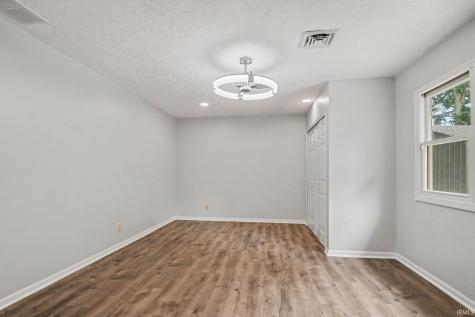 52776 Shellbark Avenue South Bend IN 46628