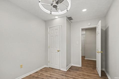52776 Shellbark Avenue South Bend IN 46628