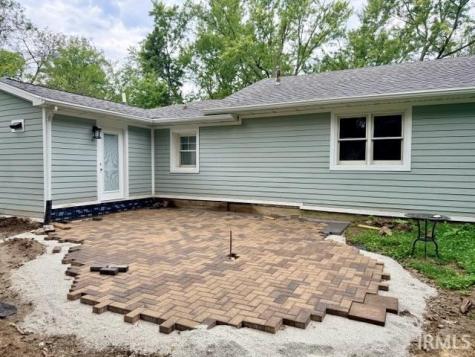 52776 Shellbark Avenue South Bend IN 46628