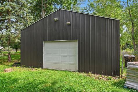 52776 Shellbark Avenue South Bend IN 46628