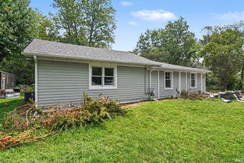 52776 Shellbark Avenue South Bend IN 46628