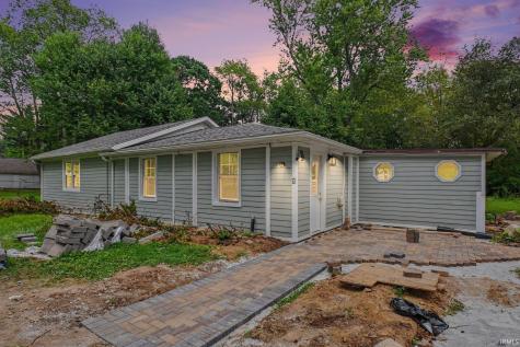 52776 Shellbark Avenue South Bend IN 46628