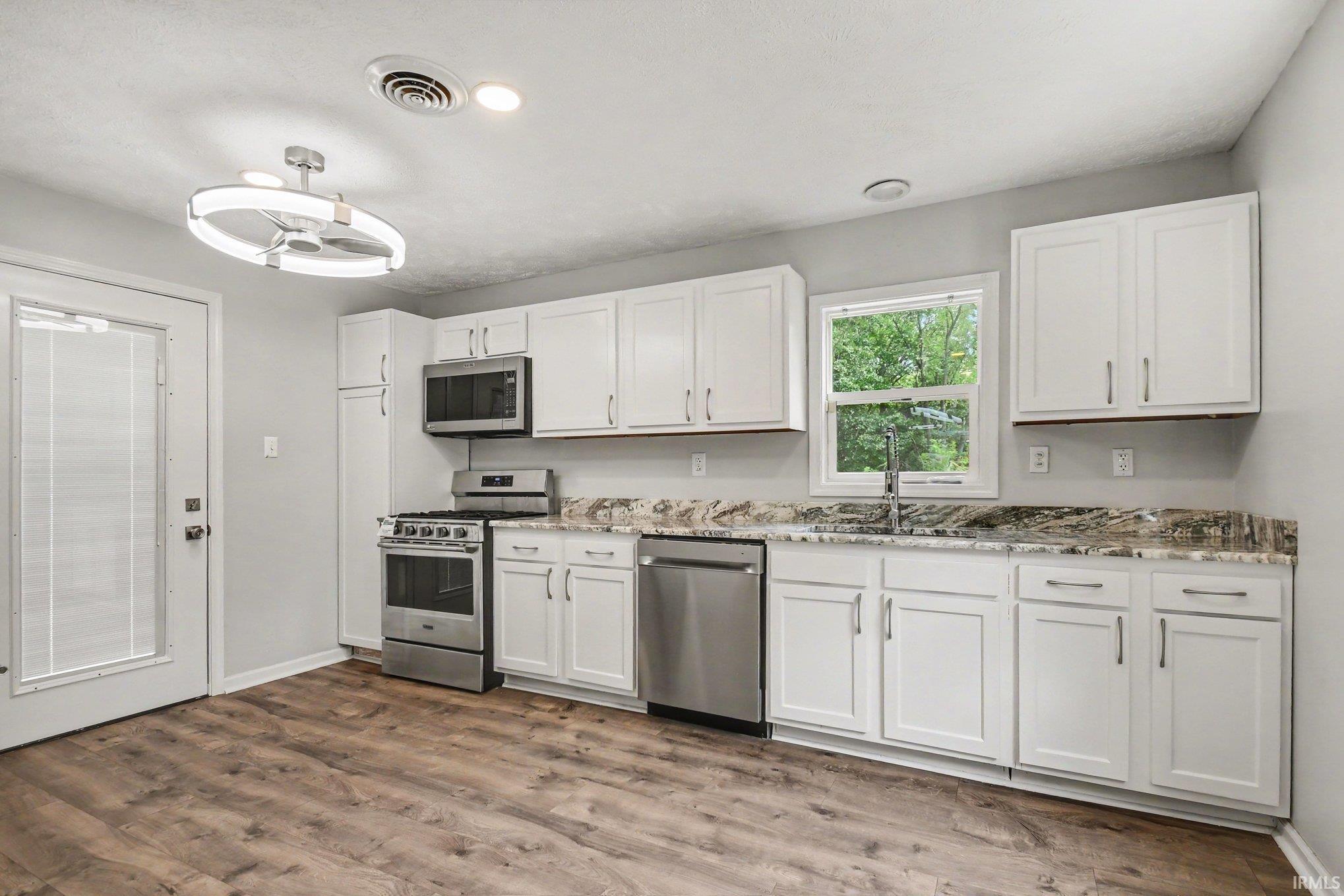 52776 Shellbark Avenue South Bend IN 46628