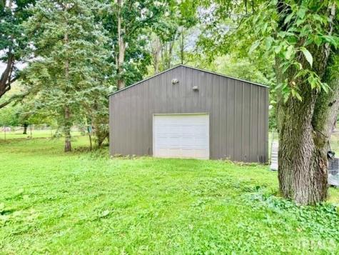 52776 Shellbark Avenue South Bend IN 46628