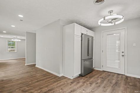 52776 Shellbark Avenue South Bend IN 46628