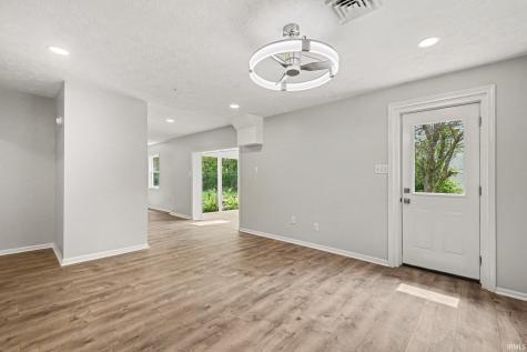 52776 Shellbark Avenue South Bend IN 46628