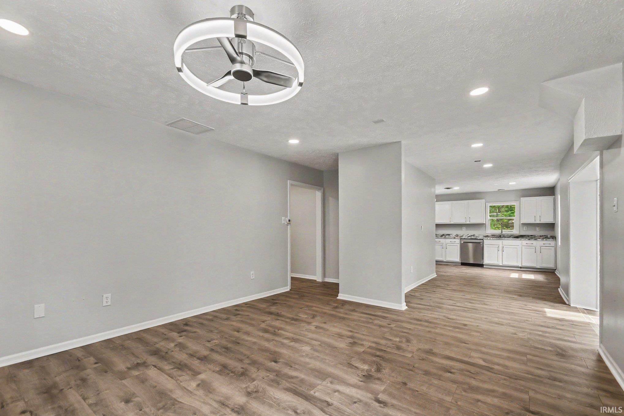 52776 Shellbark Avenue South Bend IN 46628