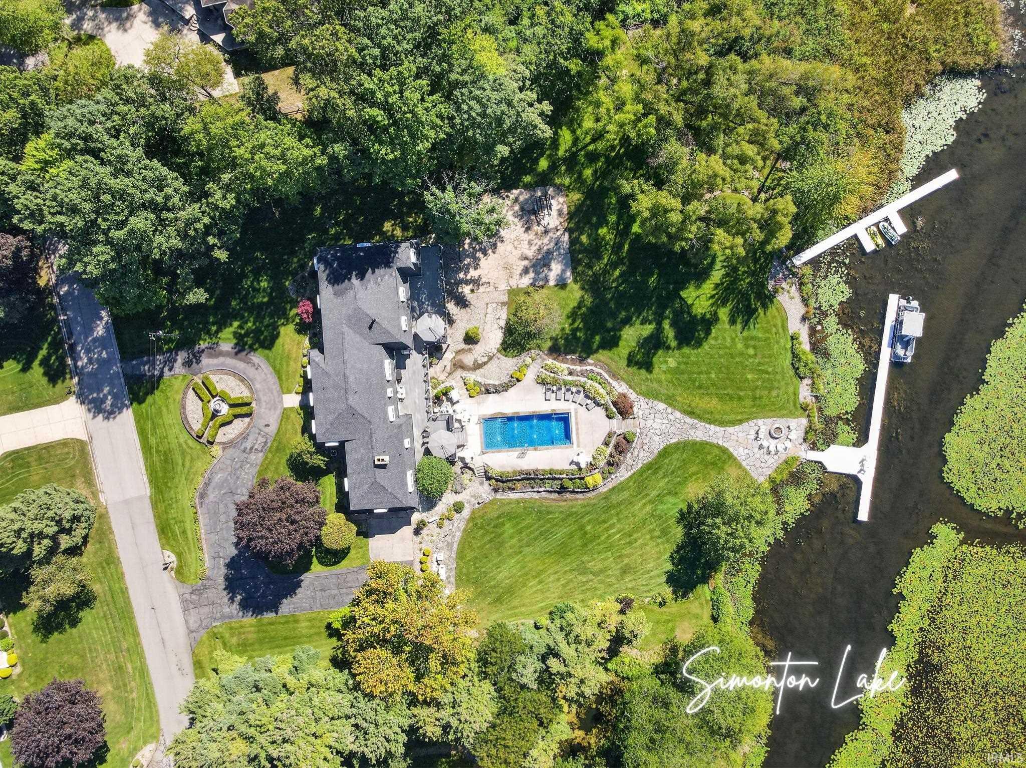 25424 N Shore Drive Elkhart IN 46514