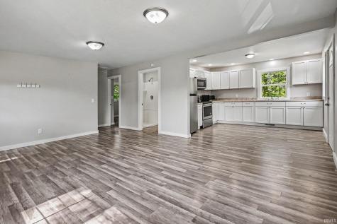 108 River Street Ligonier IN 46767