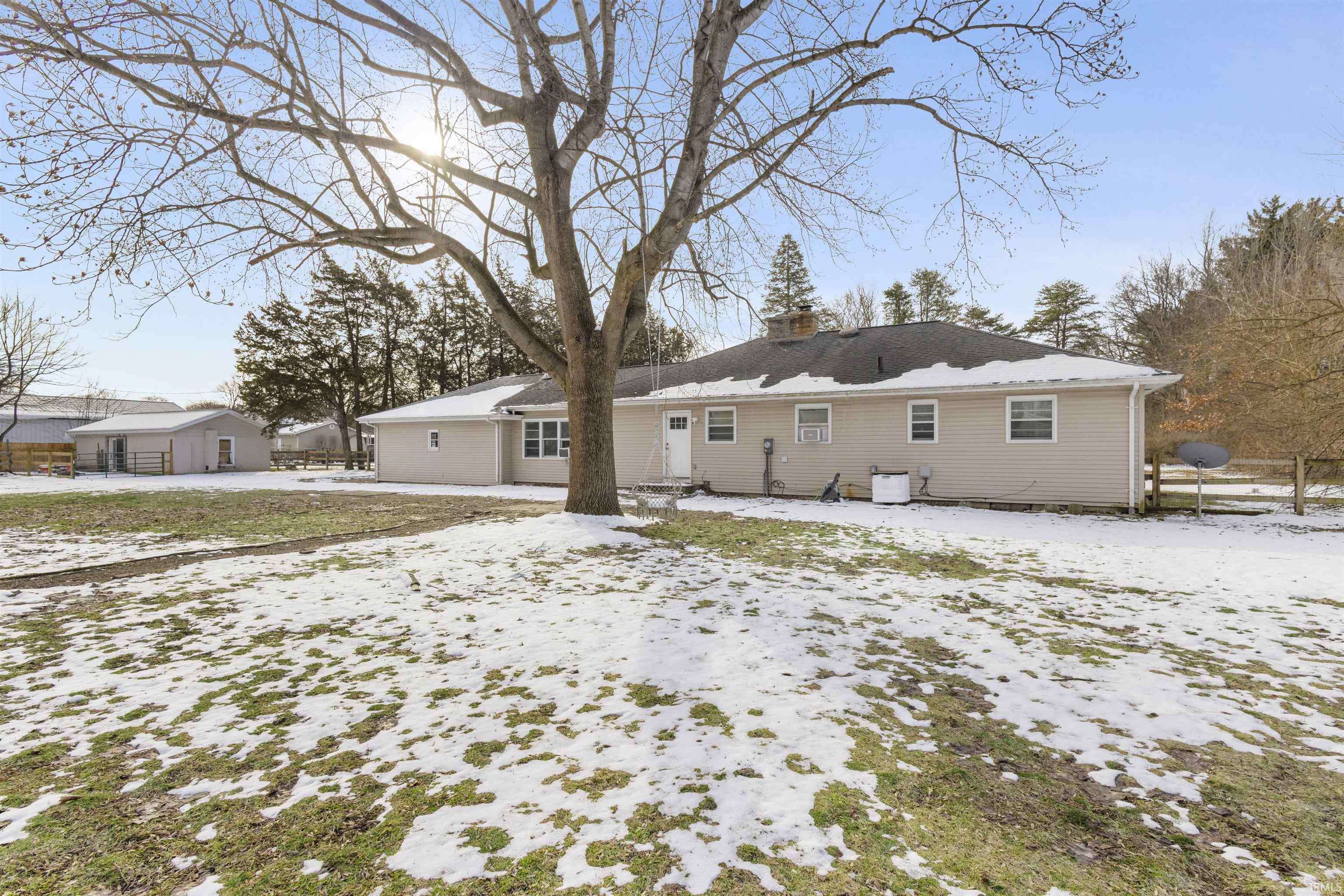 11103 Edison Road Osceola IN 46561