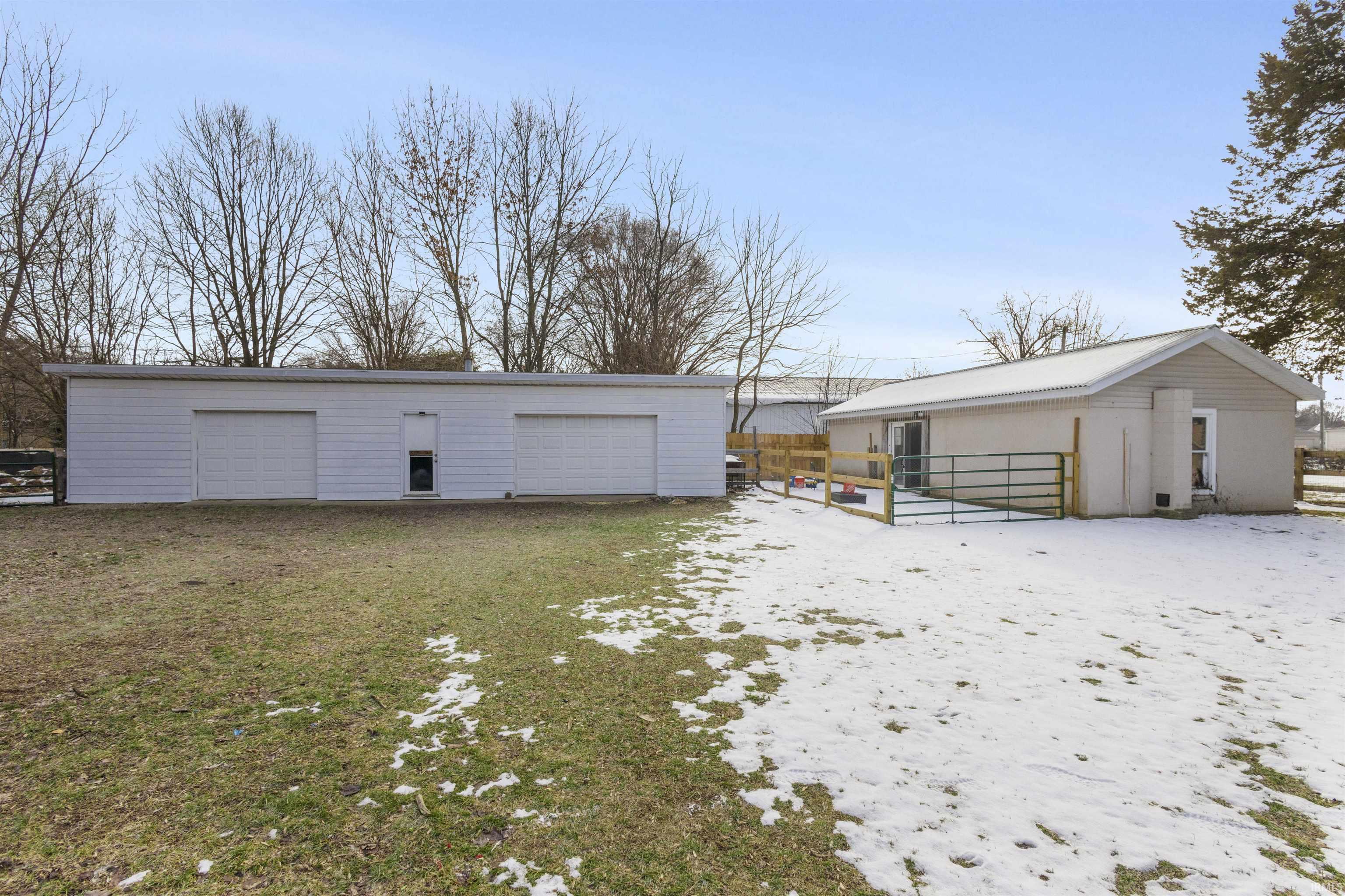 11103 Edison Road Osceola IN 46561