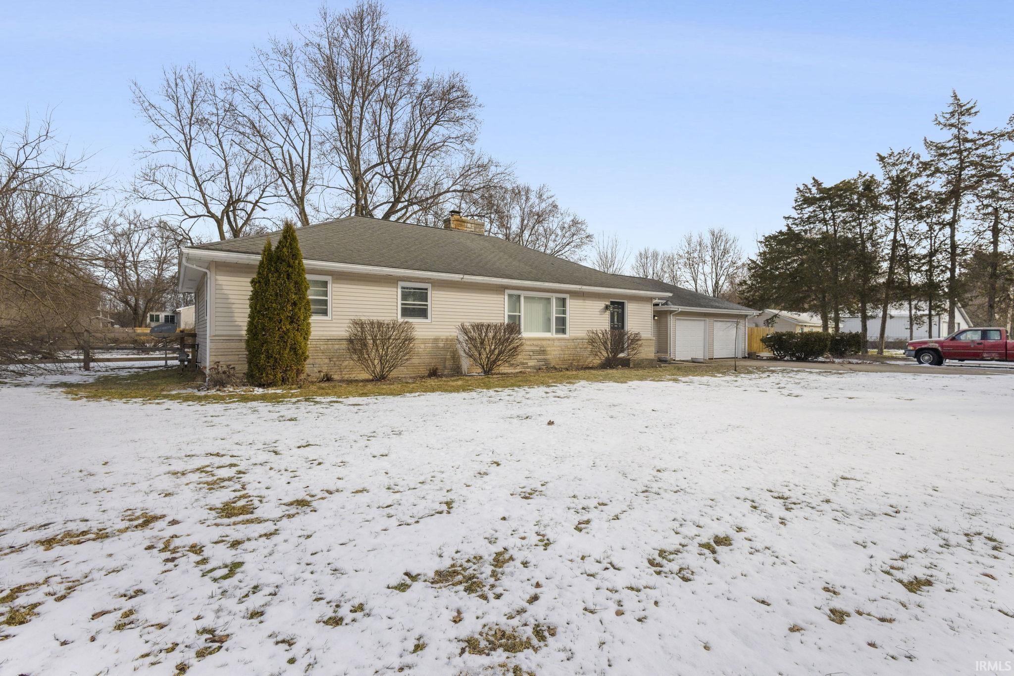 11103 Edison Road Osceola IN 46561