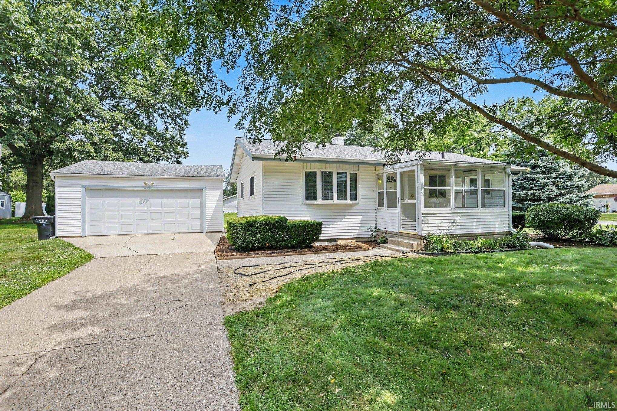 15525 Darden Road Granger IN 46530