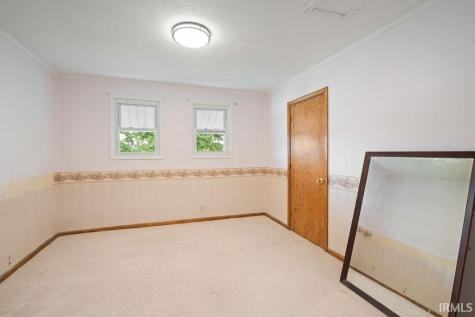106 E Marks Street Swayzee IN 46986