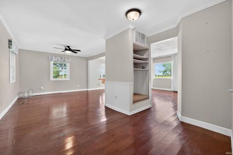 757 E 1000 North Alexandria IN 46001