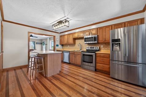 757 E 1000 North Alexandria IN 46001