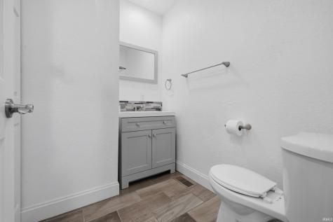 530 W Barber Street Hartford City IN 47348