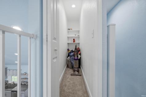 530 W Barber Street Hartford City IN 47348