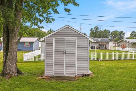 530 W Barber Street Hartford City IN 47348
