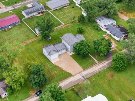 530 W Barber Street Hartford City IN 47348