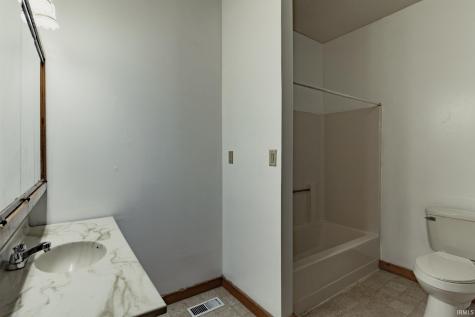 716 Waggoner Street Evansville IN 47713