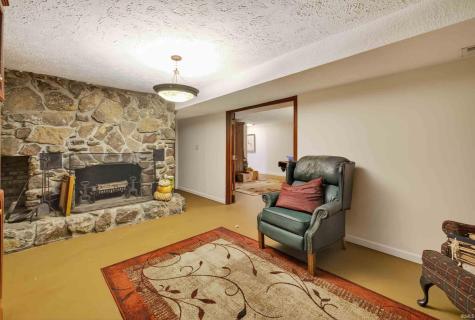 717 N Marshall Road Paoli IN 47454