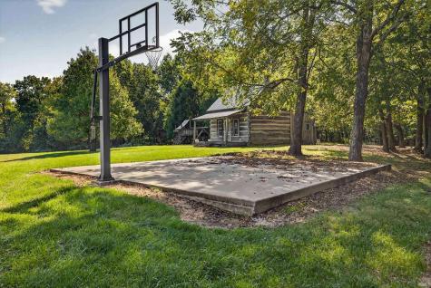717 N Marshall Road Paoli IN 47454
