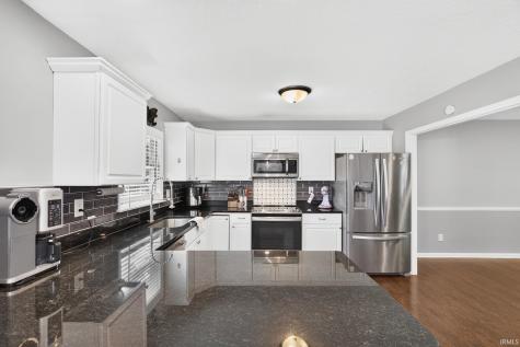 728 Dogwood Lane Warsaw IN 46580