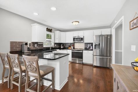 728 Dogwood Lane Warsaw IN 46580