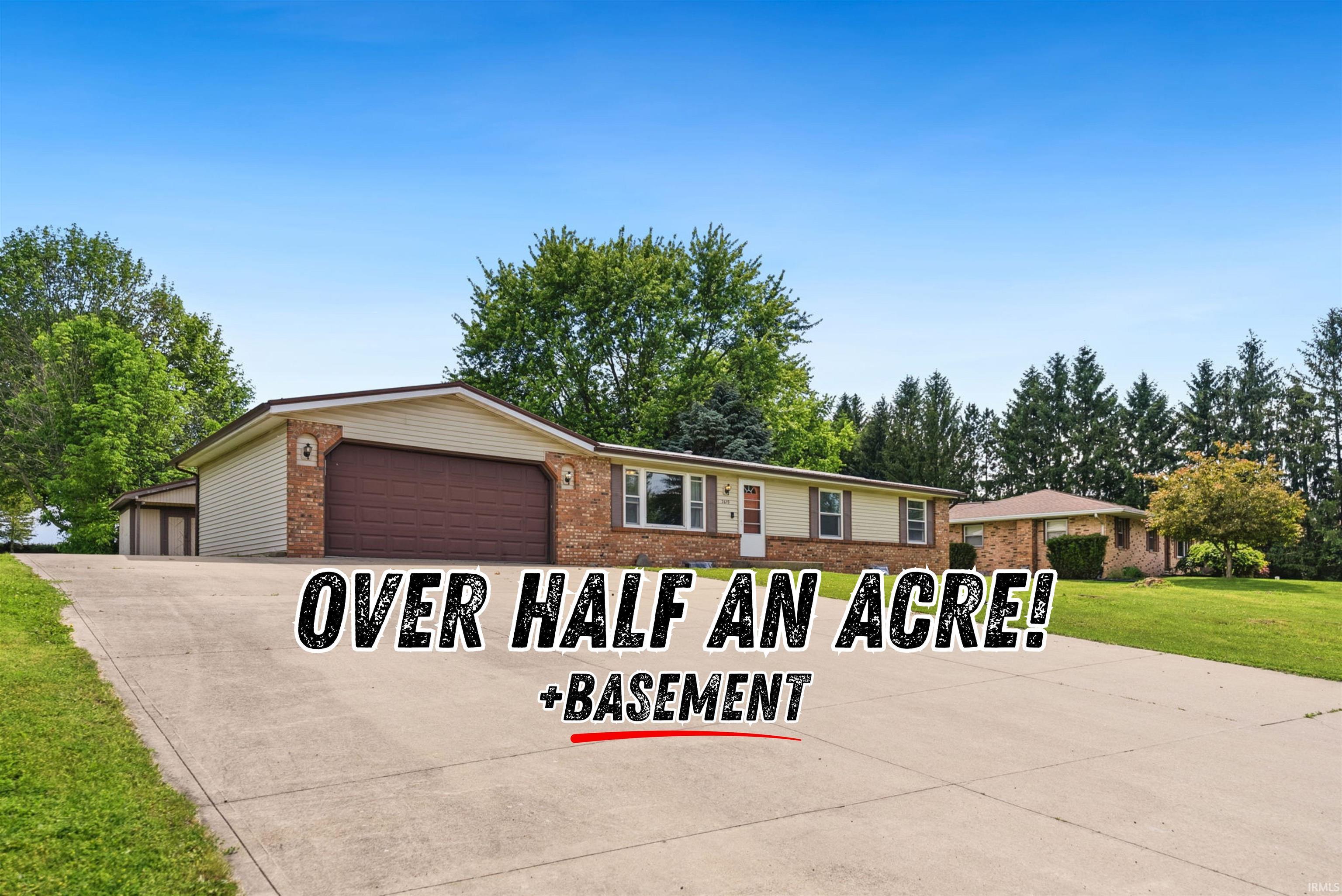 2619 E Robby Drive Warsaw IN 46580