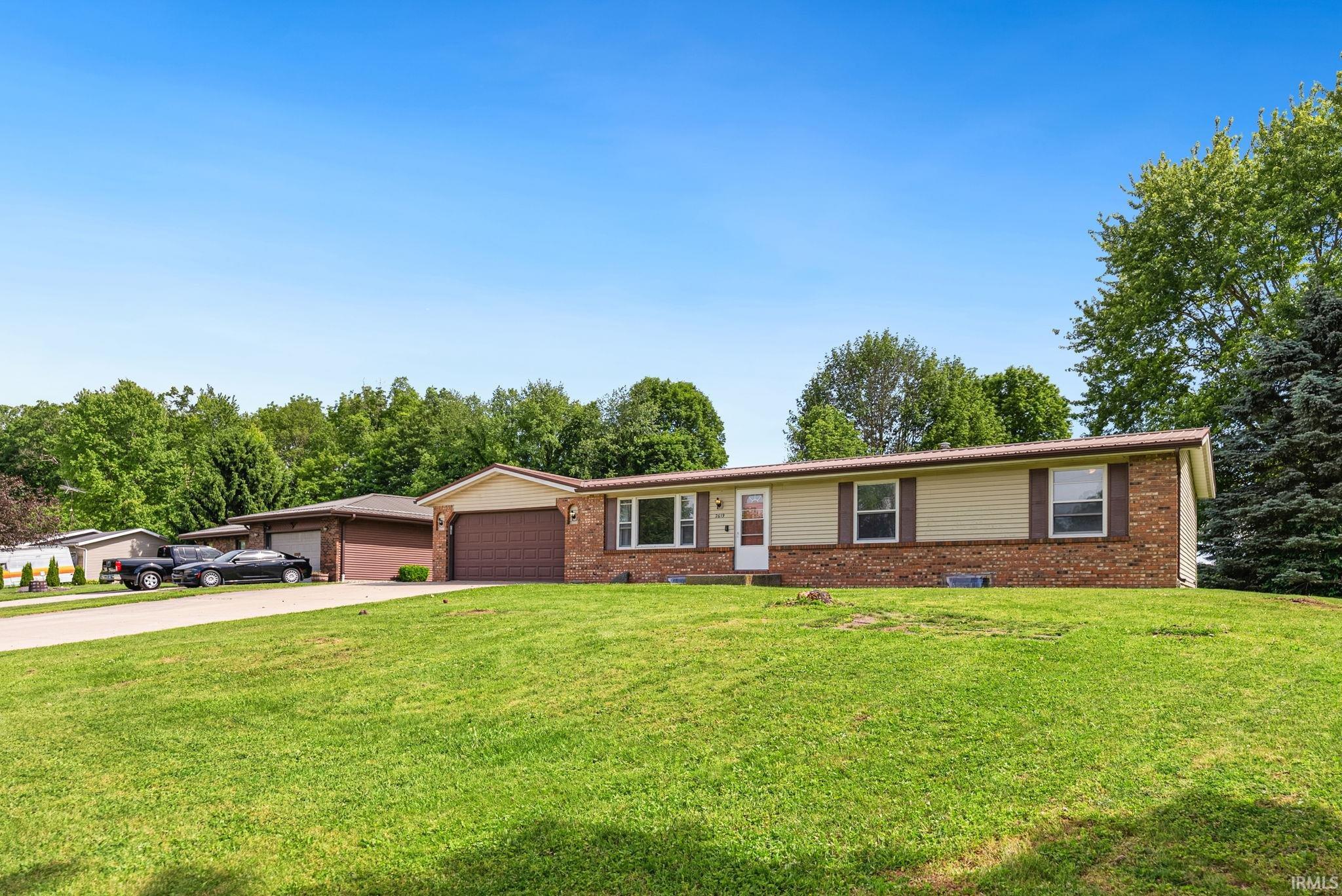 2619 E Robby Drive Warsaw IN 46580