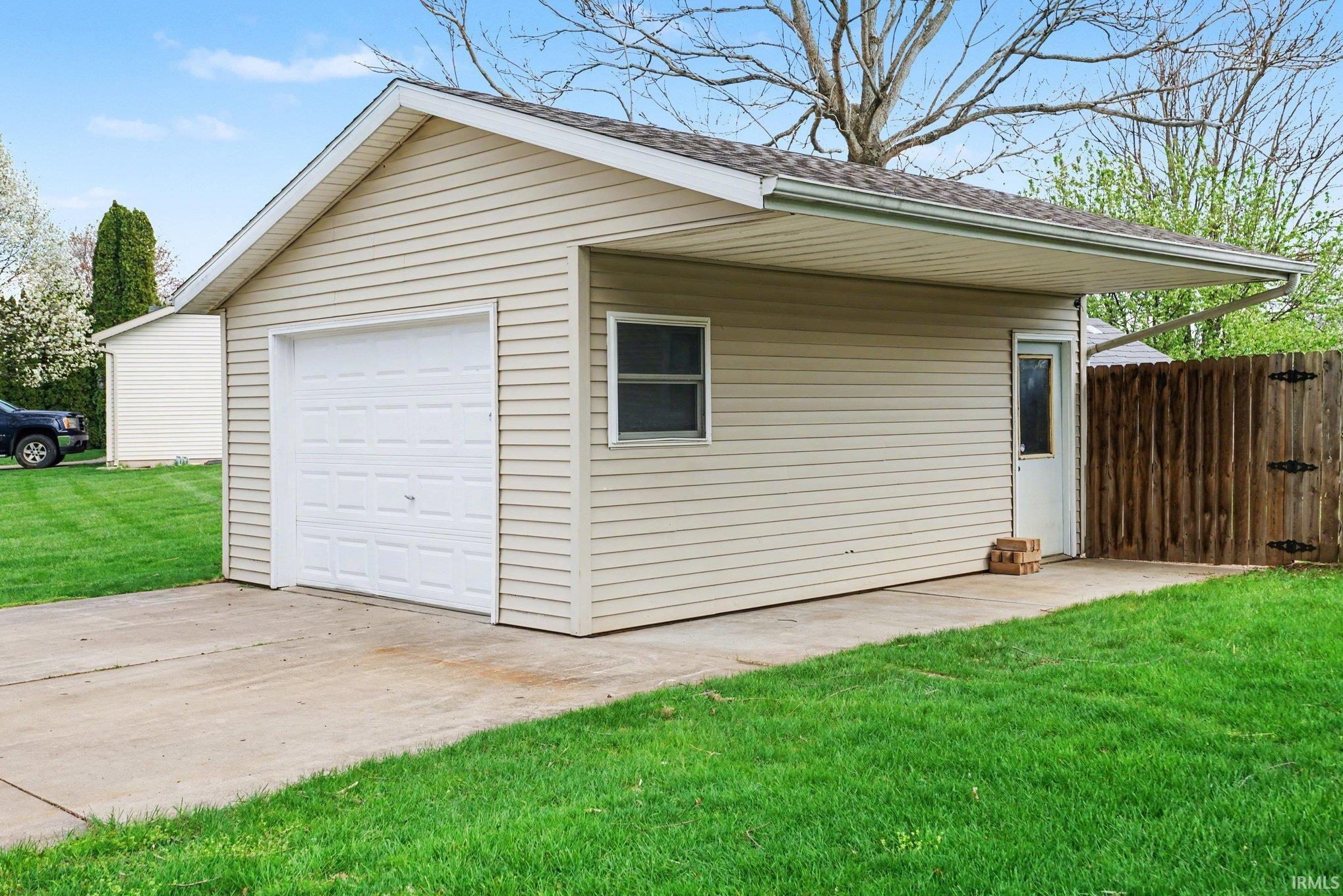 21025 Rivers Edge Drive Goshen IN 46528