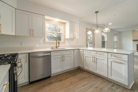 812 Woodmere Drive Lafayette IN 47905
