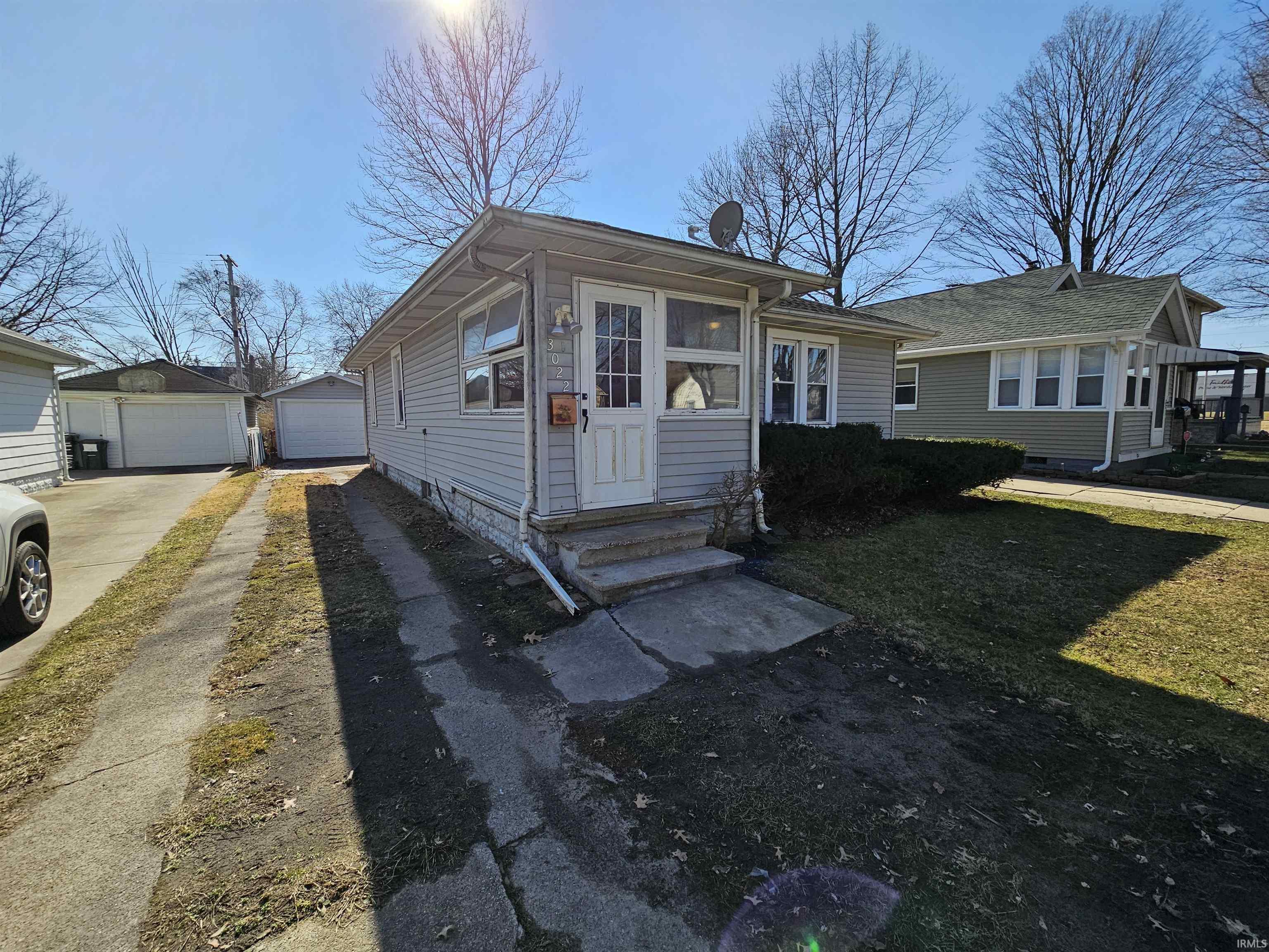 3022 Hartzer Street South Bend IN 46628