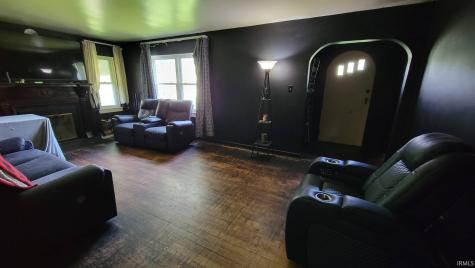 420 W 459 N Huntington IN 46750