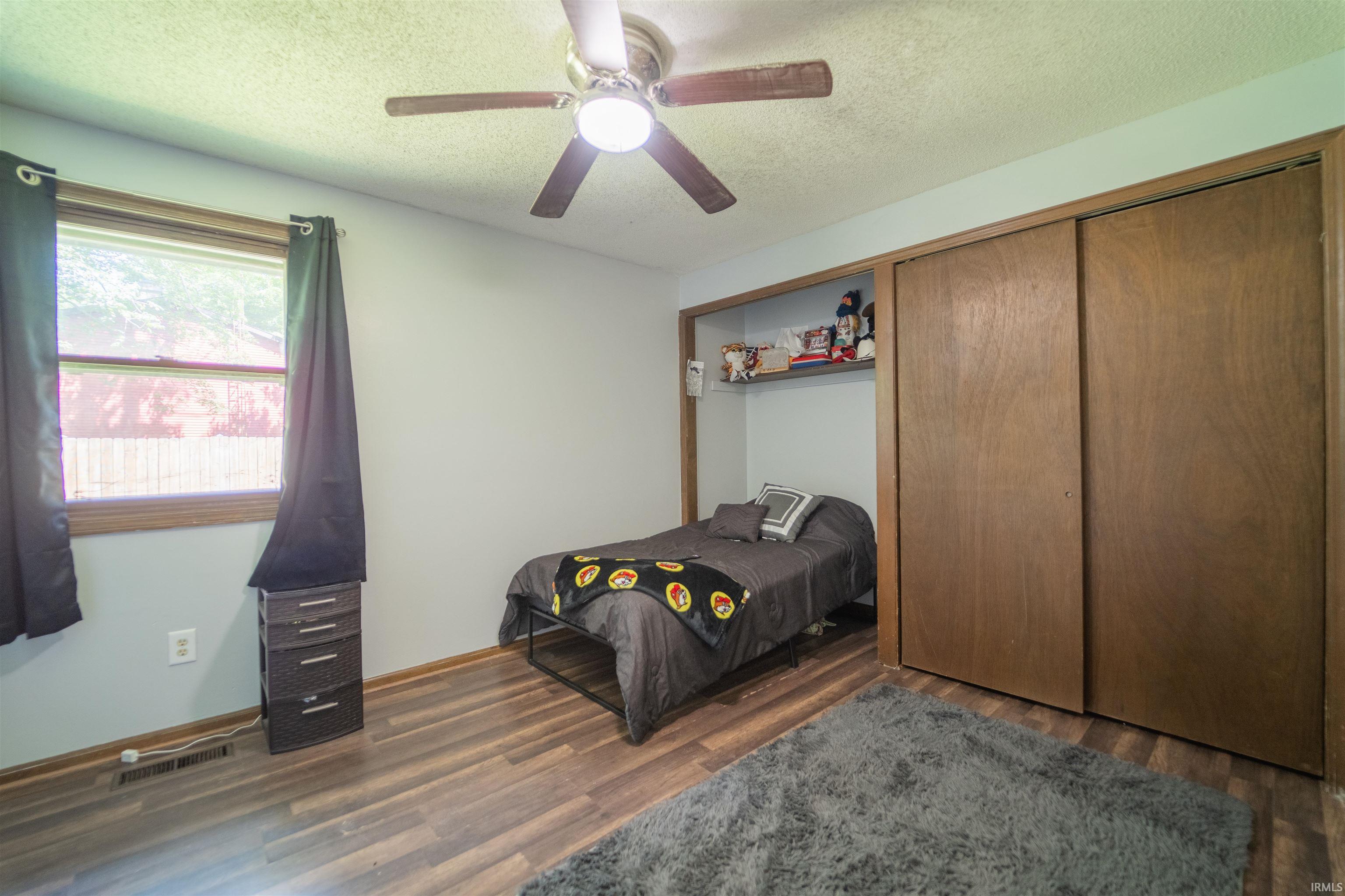 1348 W Oakdale Street Warsaw IN 46580
