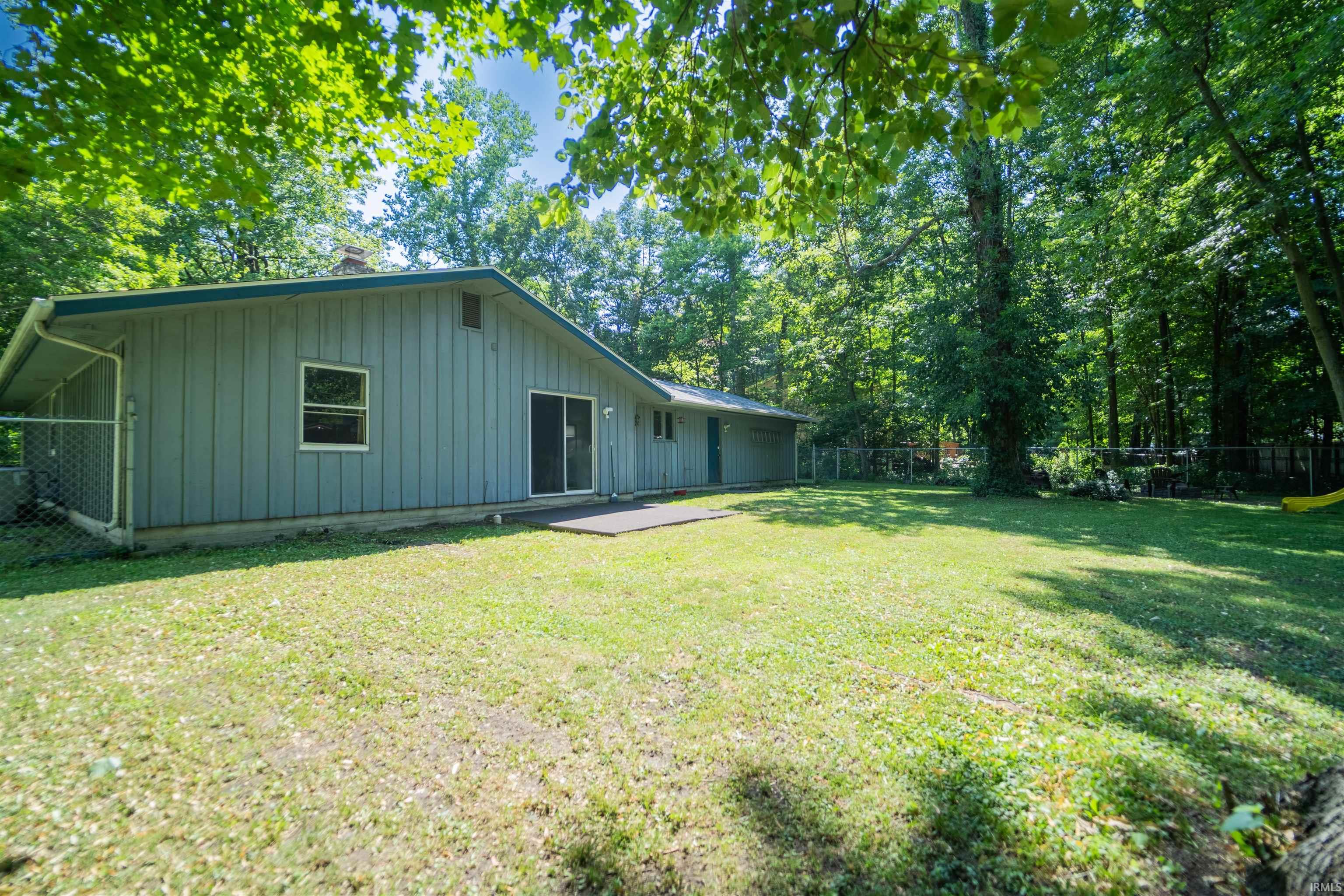 1348 W Oakdale Street Warsaw IN 46580