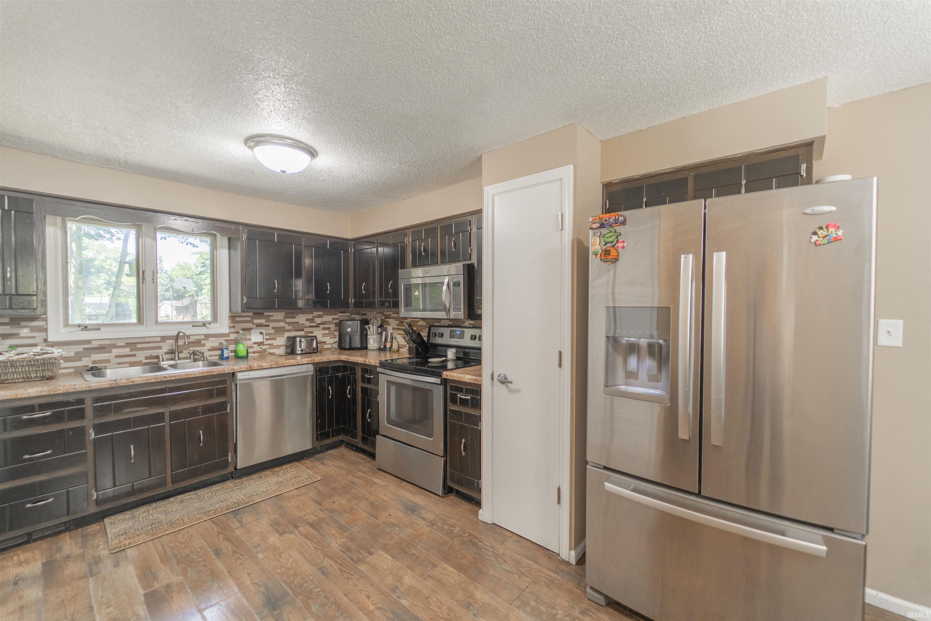 1348 W Oakdale Street Warsaw IN 46580