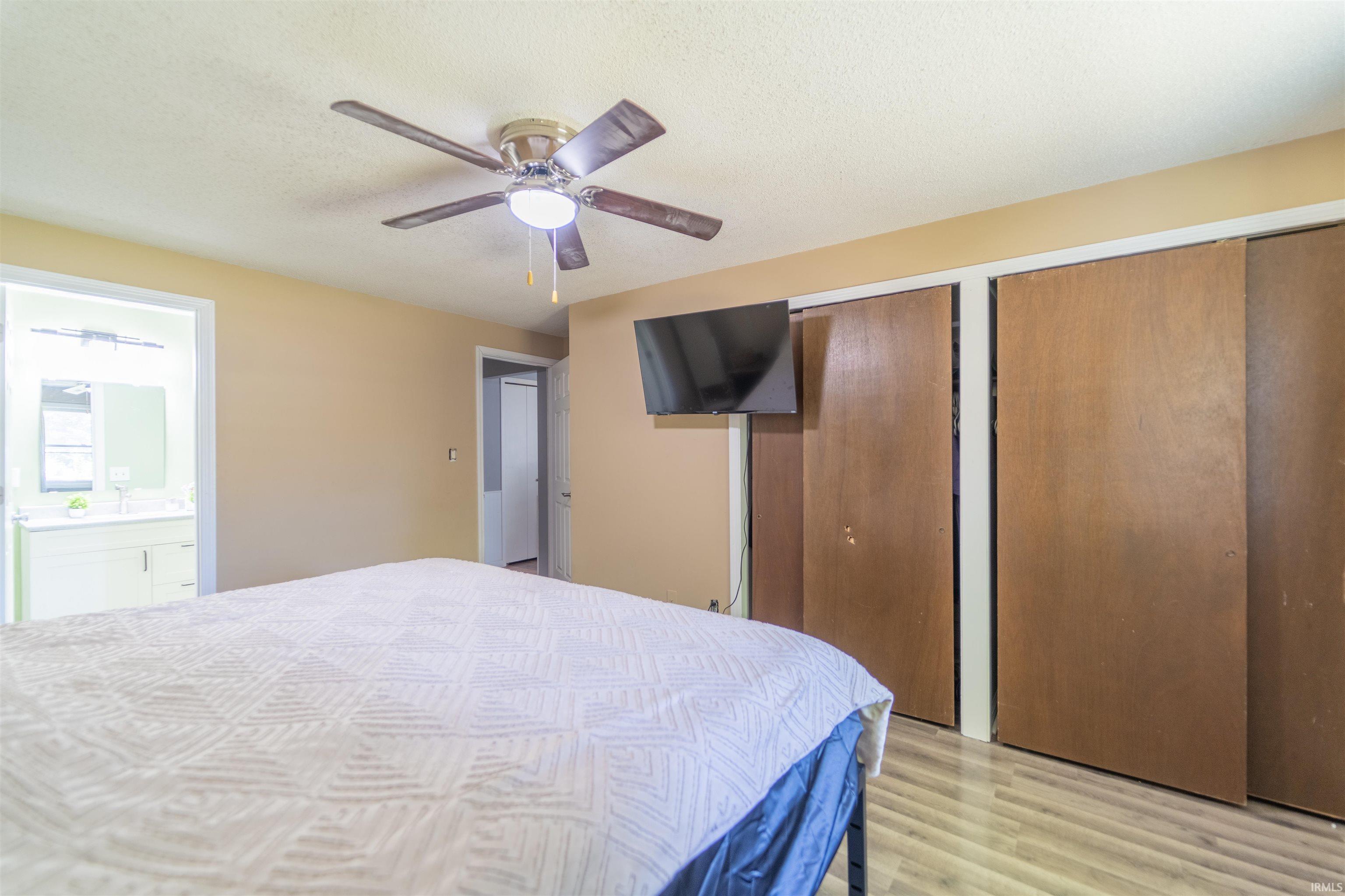 1348 W Oakdale Street Warsaw IN 46580