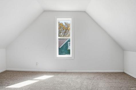 105 E Jefferson Street Kempton IN 46049